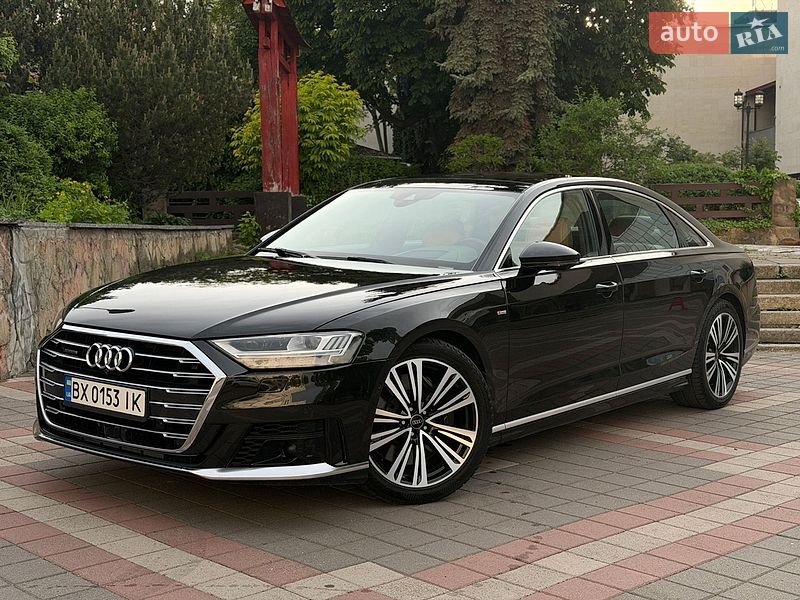 Седан Audi A8 2021 в Хмельницком