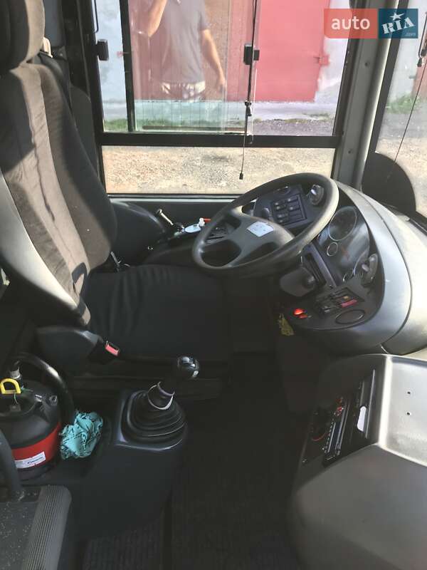 Пригородный автобус MAN A91 2007 в Львове