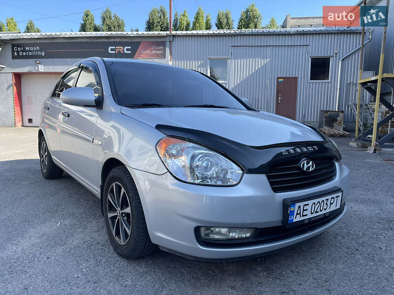 Седан Hyundai Accent 2008 в Днепре