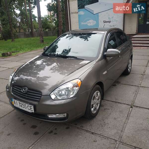 Седан Hyundai Accent 2009 в Ирпене