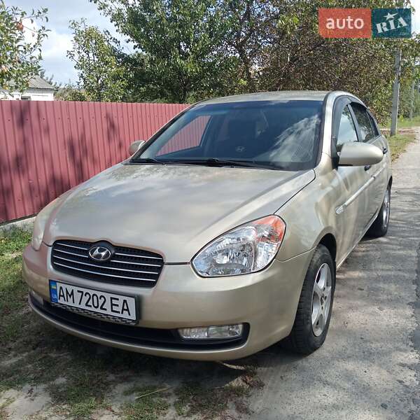 Седан Hyundai Accent 2008 в Пулинах