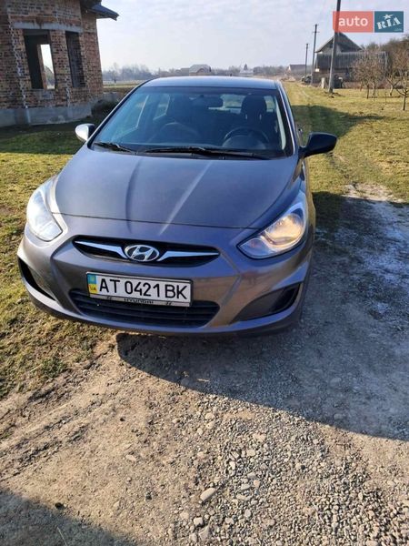 Седан Hyundai Accent 2013 в Коломые