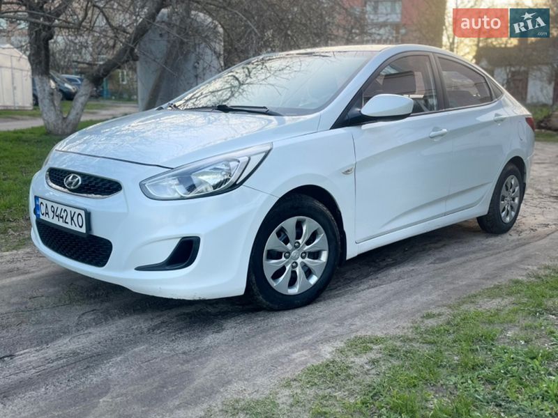 Седан Hyundai Accent 2017 в Смеле