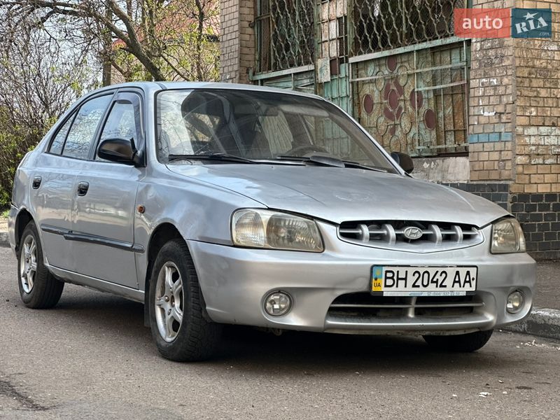 Лифтбек Hyundai Accent 2000 в Одессе