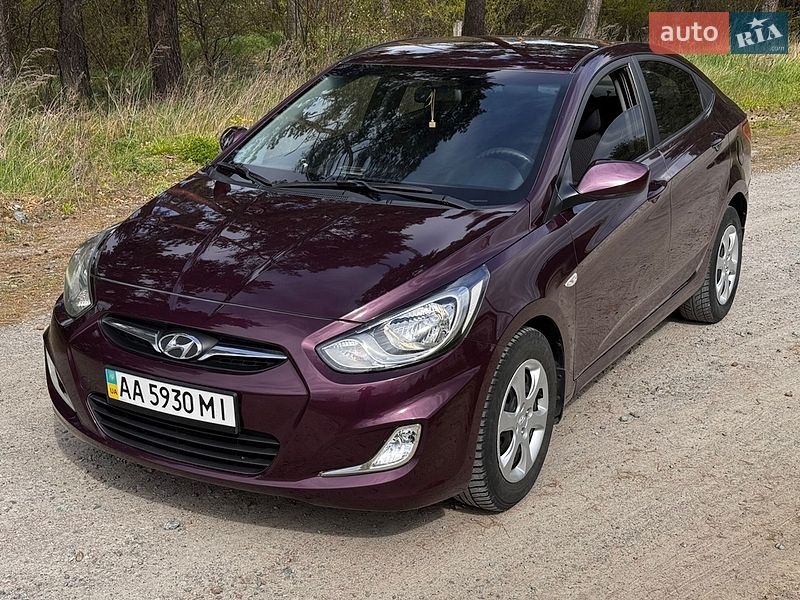 Седан Hyundai Accent 2012 в Василькові