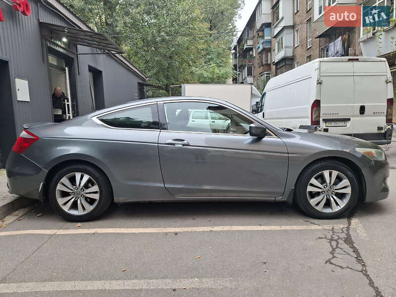Купе Honda Accord 2008 в Киеве