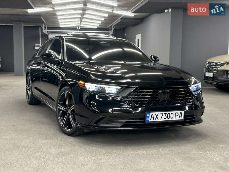 Седан Honda Accord 2023 в Харькове