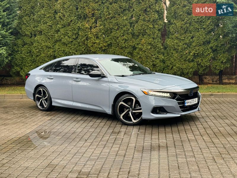 Седан Honda Accord 2022 в Одессе