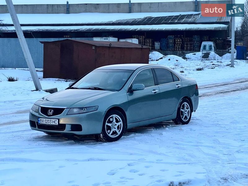 Седан Honda Accord 2004 в Каменец-Подольском