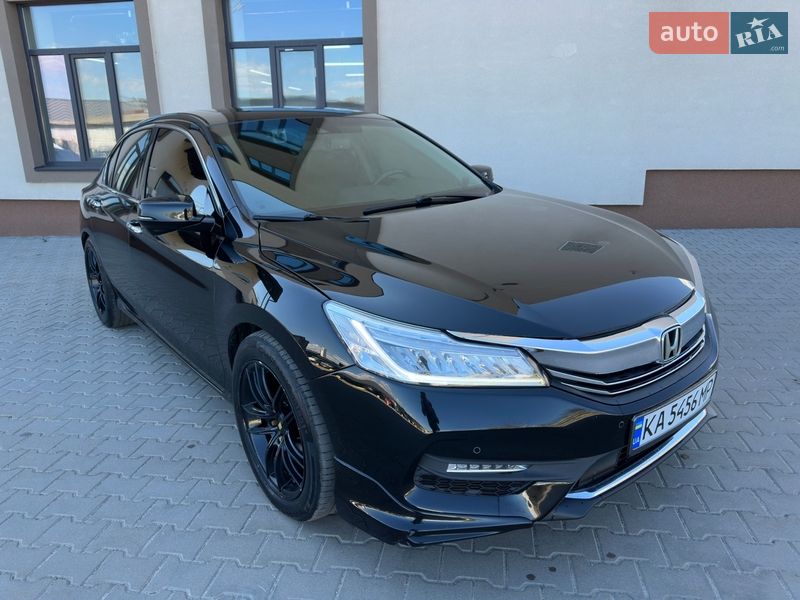Седан Honda Accord 2014 в Киеве