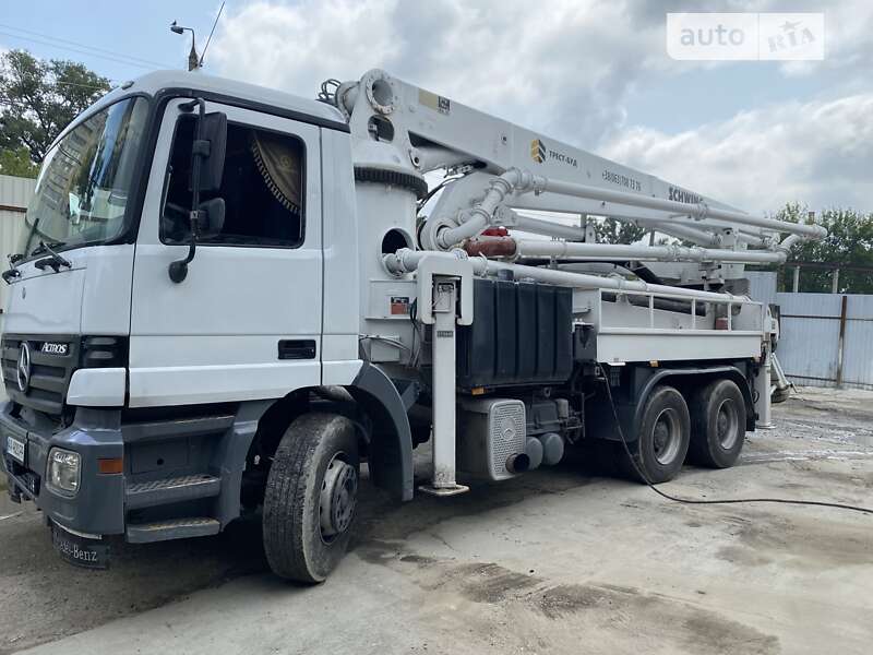 Бетононасос Mercedes-Benz Actros 2006 в Киеве Бетононасос Mercedes-Benz Actros 2006 в Киеве
