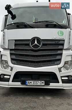 Тягач Mercedes-Benz Actros 2012 в Малине