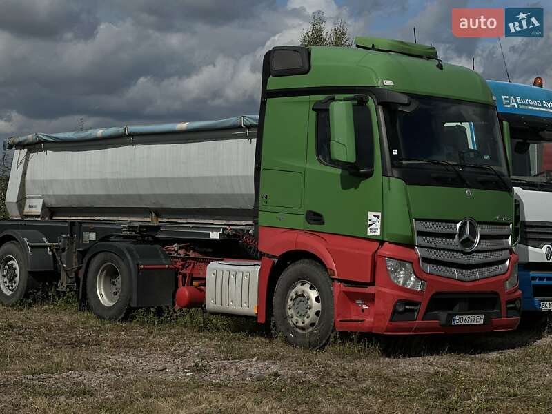 Тягач Mercedes-Benz Actros 2014 в Києві Тягач Mercedes-Benz Actros 2014 в Києві
