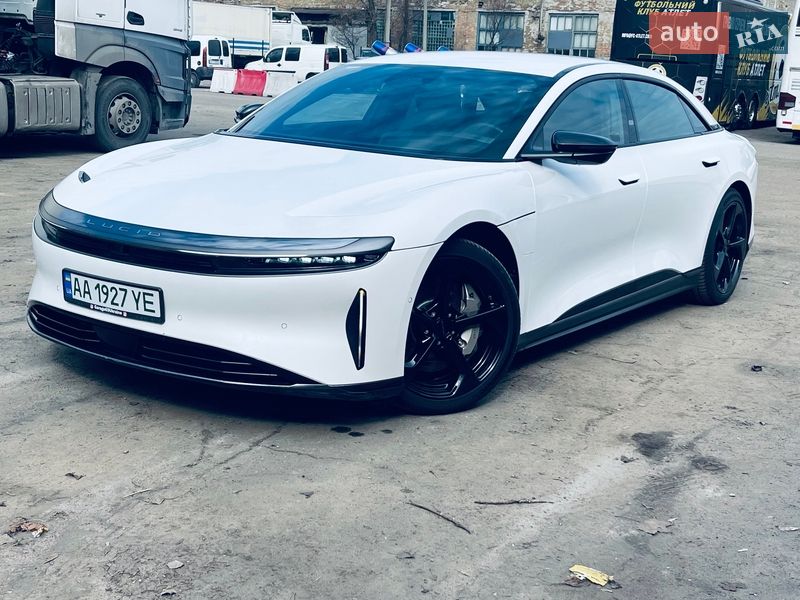 Седан Lucid Air 2024 в Киеве