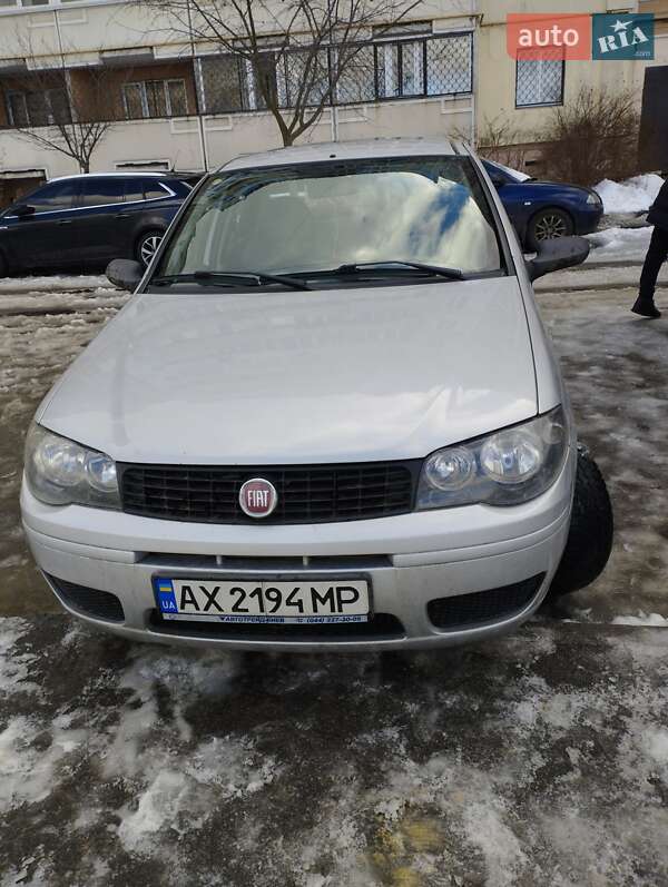 Седан Fiat Albea 2010 в Харькове Седан Fiat Albea 2010 в Харькове