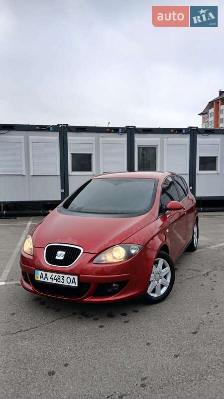 Минивэн SEAT Altea 2008 в Буче Минивэн SEAT Altea 2008 в Буче