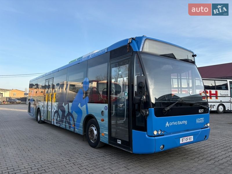 Міський автобус VDL Ambassador 2008 в Луцьку