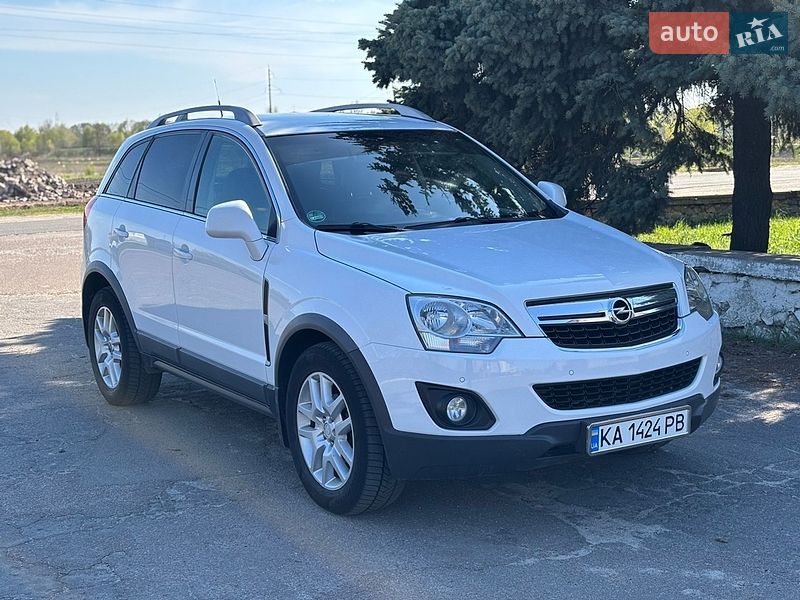 Внедорожник / Кроссовер Opel Antara 2011 в Барышевке