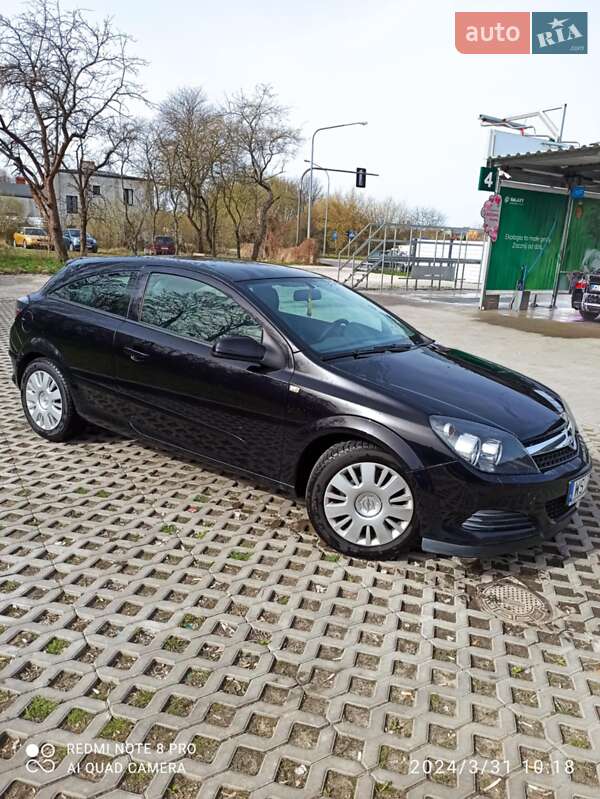 Хэтчбек Opel Astra GTC 2009 в Стрые Хэтчбек Opel Astra GTC 2009 в Стрые