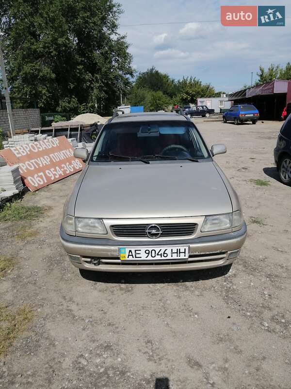 Универсал Opel Astra 1997 в Каменском Универсал Opel Astra 1997 в Каменском