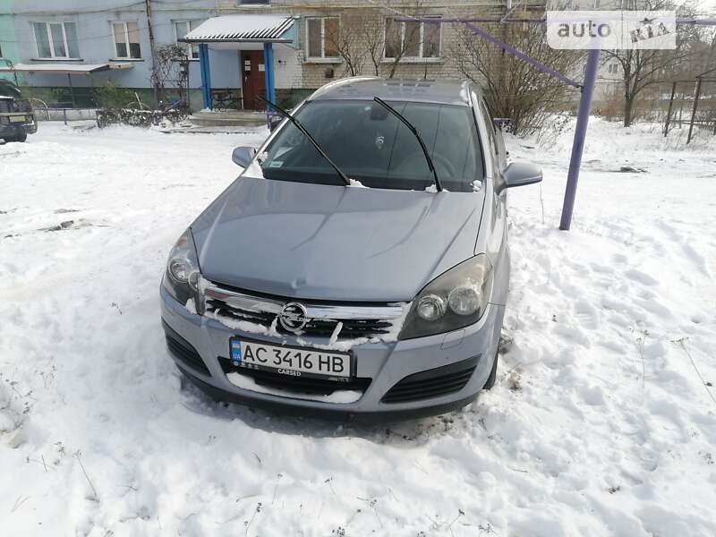 Универсал Opel Astra 2005 в Луцке Универсал Opel Astra 2005 в Луцке
