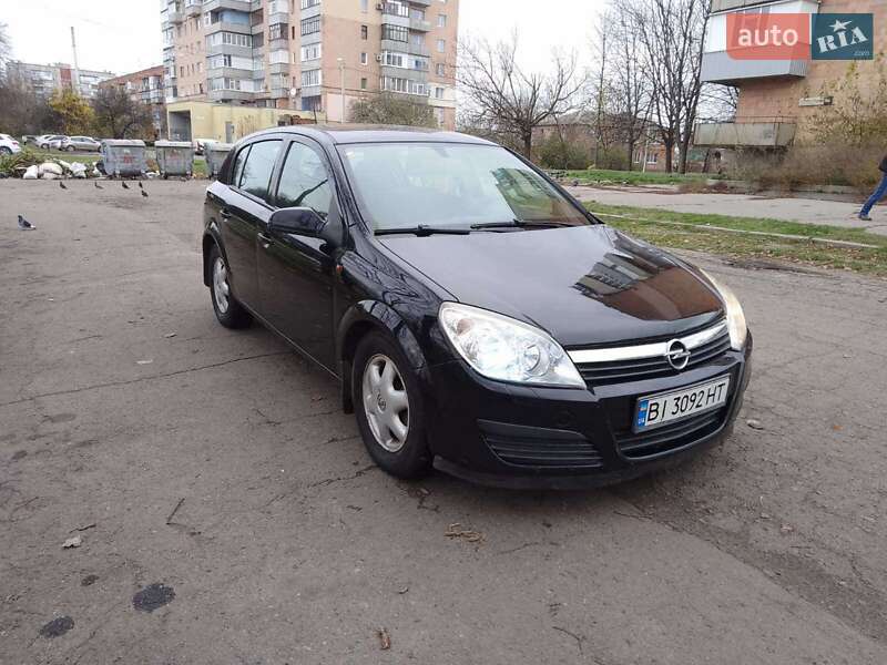 Хэтчбек Opel Astra 2005 в Полтаве