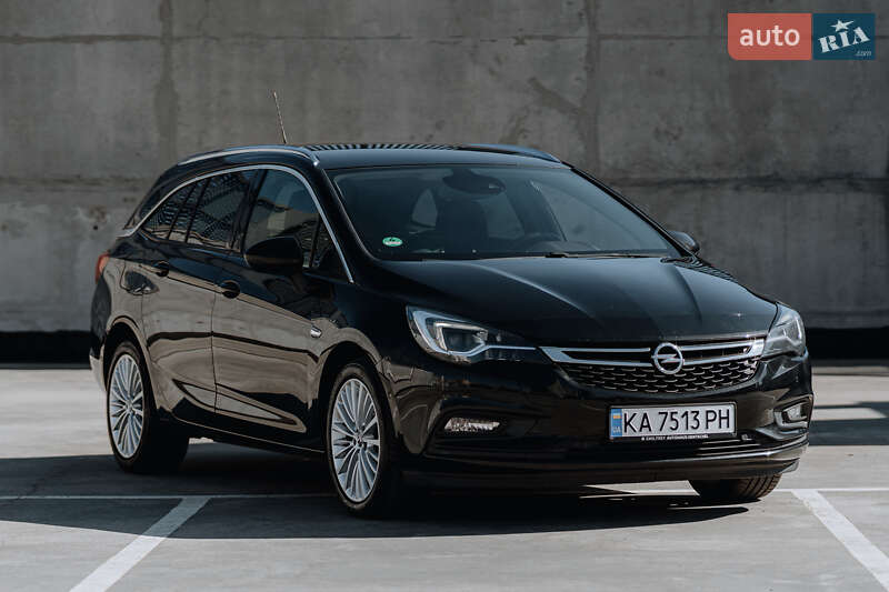 Универсал Opel Astra 2018 в Киеве
