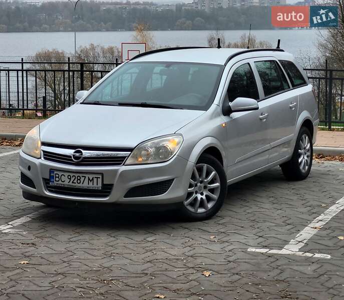Универсал Opel Astra 2007 в Тернополе