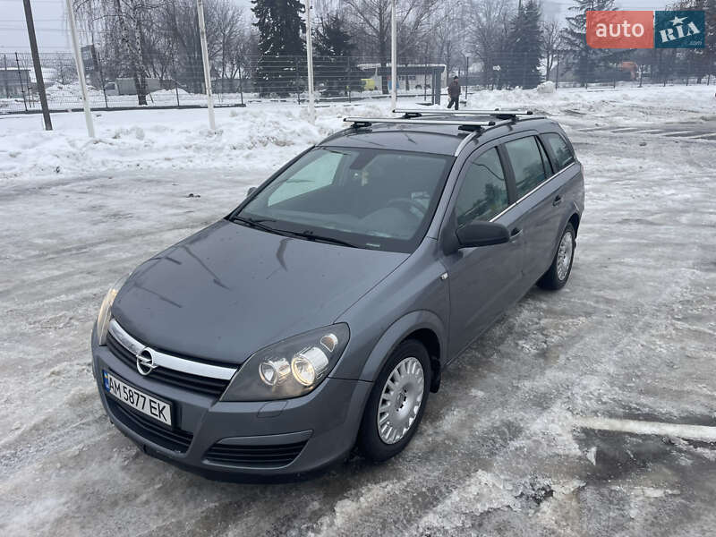 Универсал Opel Astra 2005 в Житомире