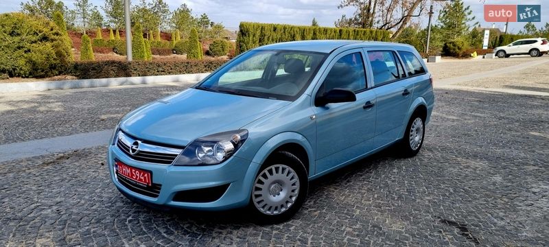 Универсал Opel Astra 2009 в Днепре
