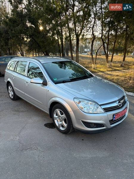 Универсал Opel Astra 2008 в Полтаве Универсал Opel Astra 2008 в Полтаве