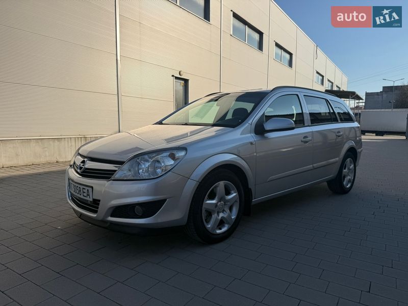 Универсал Opel Astra 2008 в Ивано-Франковске Универсал Opel Astra 2008 в Ивано-Франковске