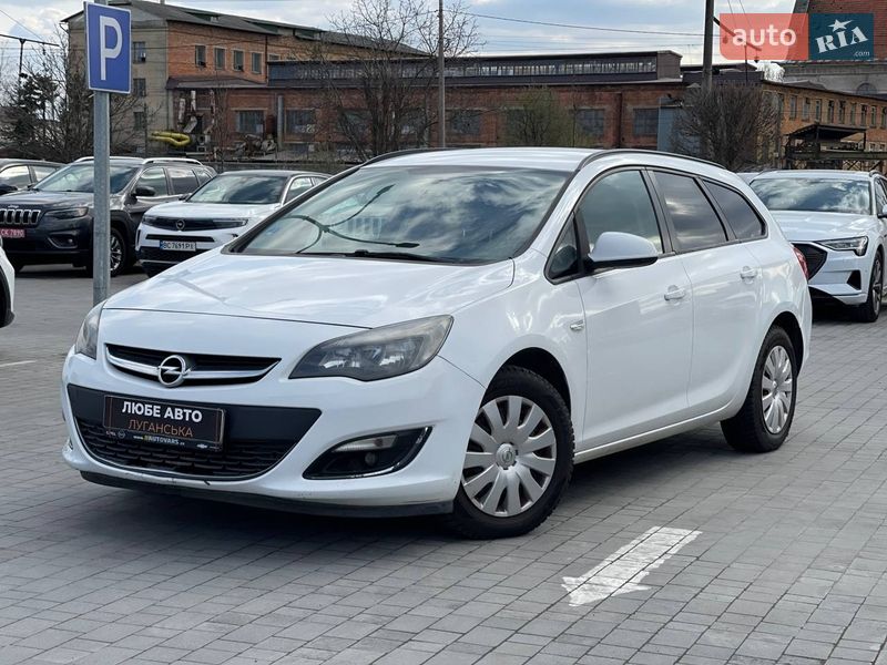 Универсал Opel Astra 2014 в Львове