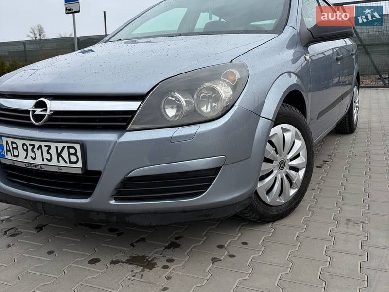 Хэтчбек Opel Astra 2004 в Виннице