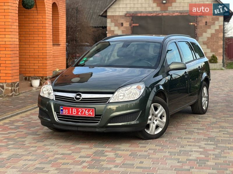 Универсал Opel Astra 2009 в Владимирце