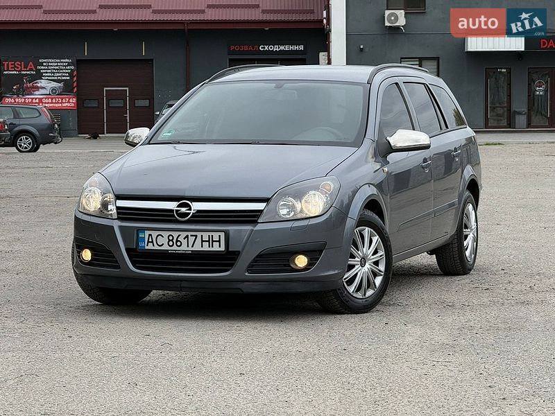 Універсал Opel Astra 2006 в Звягелі