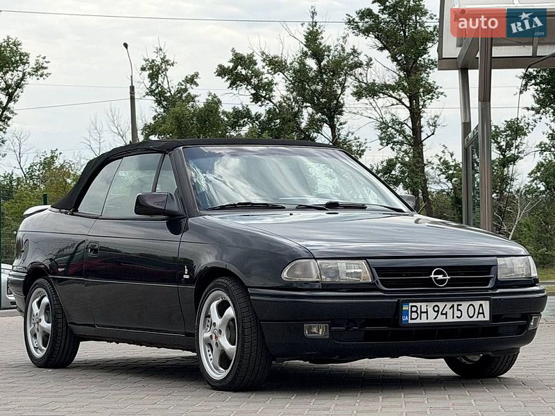 Кабриолет Opel Astra 1993 в Запорожье