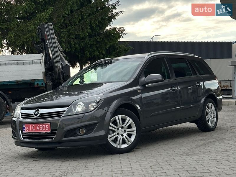 Универсал Opel Astra 2010 в Хмельницком Универсал Opel Astra 2010 в Хмельницком