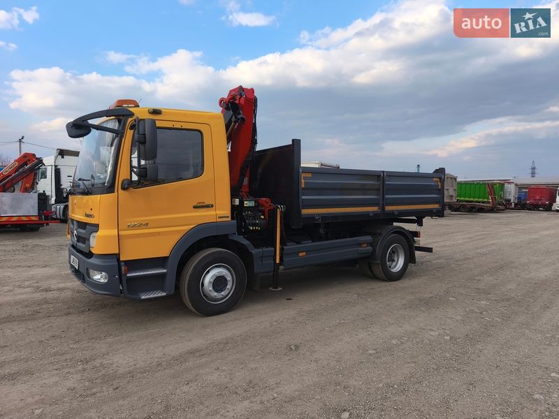 Самосвал Mercedes-Benz Atego 2011 в Бучаче