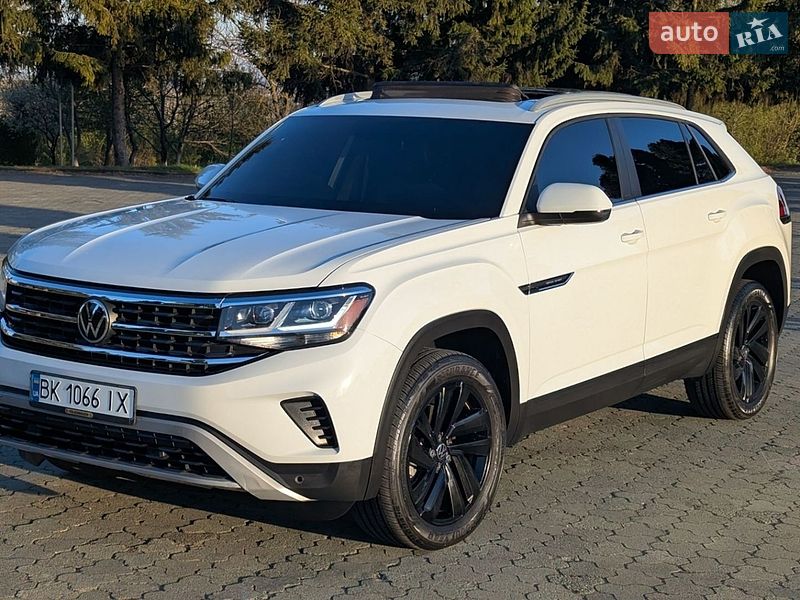Позашляховик / Кросовер Volkswagen Atlas 2022 в Дубні