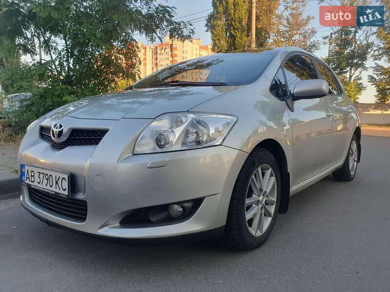 Хэтчбек Toyota Auris 2007 в Виннице Хэтчбек Toyota Auris 2007 в Виннице