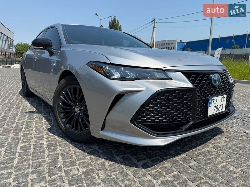 Седан Toyota Avalon 2018 в Киеве Седан Toyota Avalon 2018 в Киеве