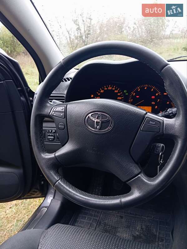 Универсал Toyota Avensis 2006 в Радехове Универсал Toyota Avensis 2006 в Радехове