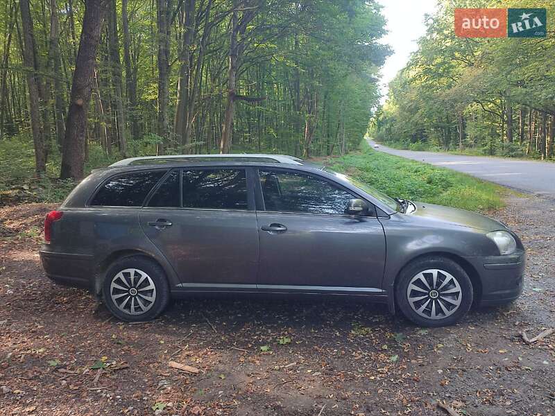 Универсал Toyota Avensis 2007 в Скалате