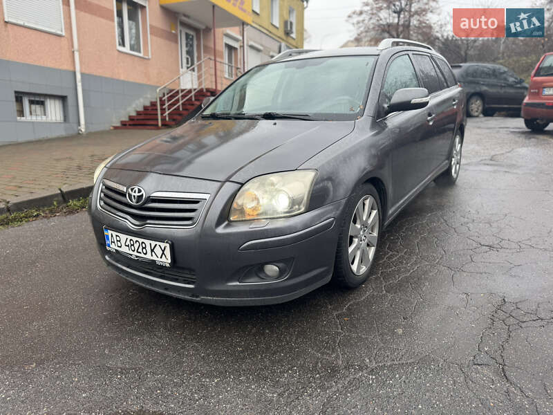 Універсал Toyota Avensis 2008 в Вінниці