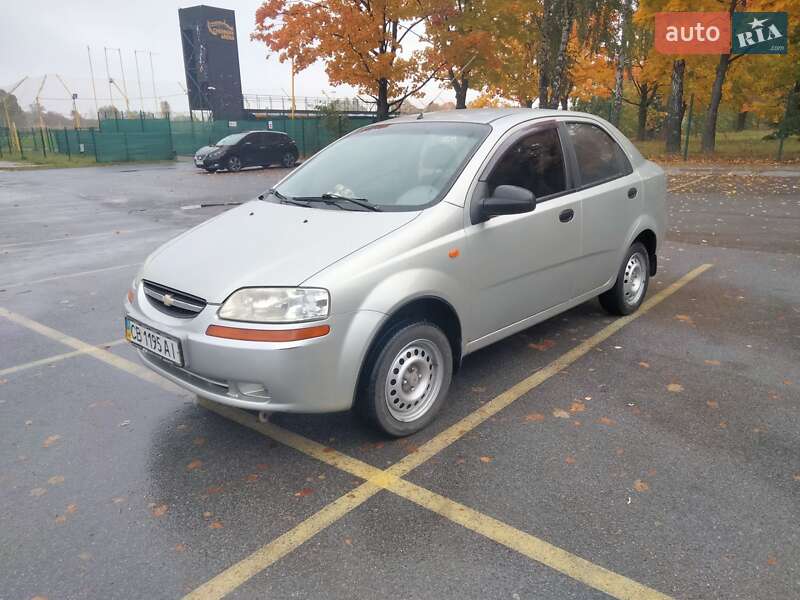 Седан Chevrolet Aveo 2004 в Чернигове Седан Chevrolet Aveo 2004 в Чернигове