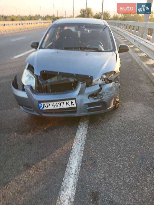 Седан Chevrolet Aveo 2006 в Запорожье