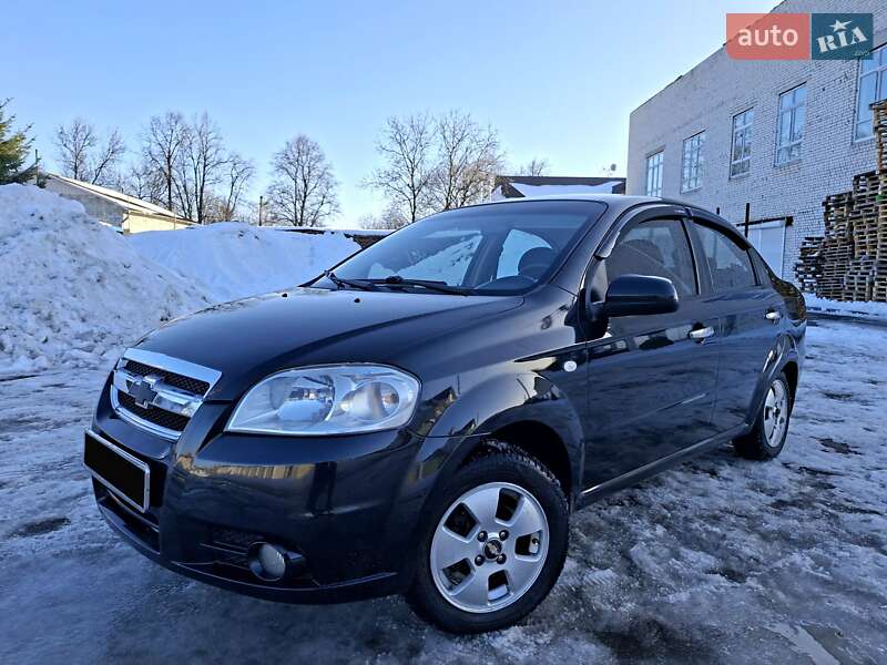 Седан Chevrolet Aveo 2011 в Шостке