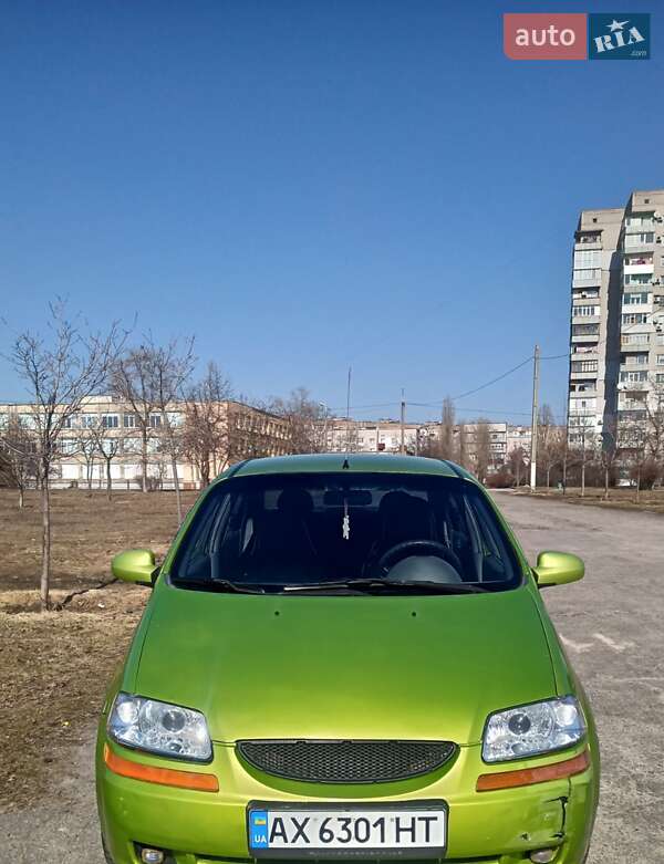 Седан Chevrolet Aveo 2005 в Полтаве