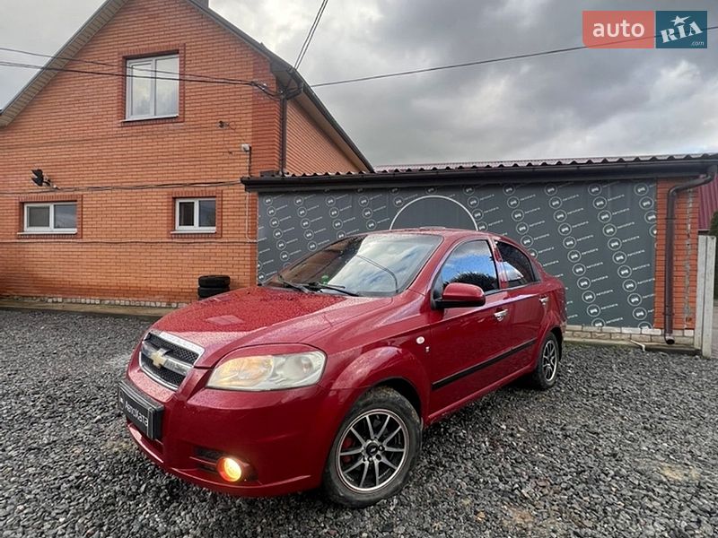Седан Chevrolet Aveo 2008 в Дергачах